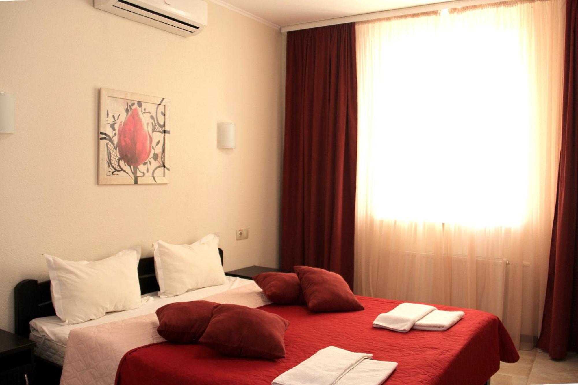 Breeze Hotel Odessa Ngoại thất bức ảnh