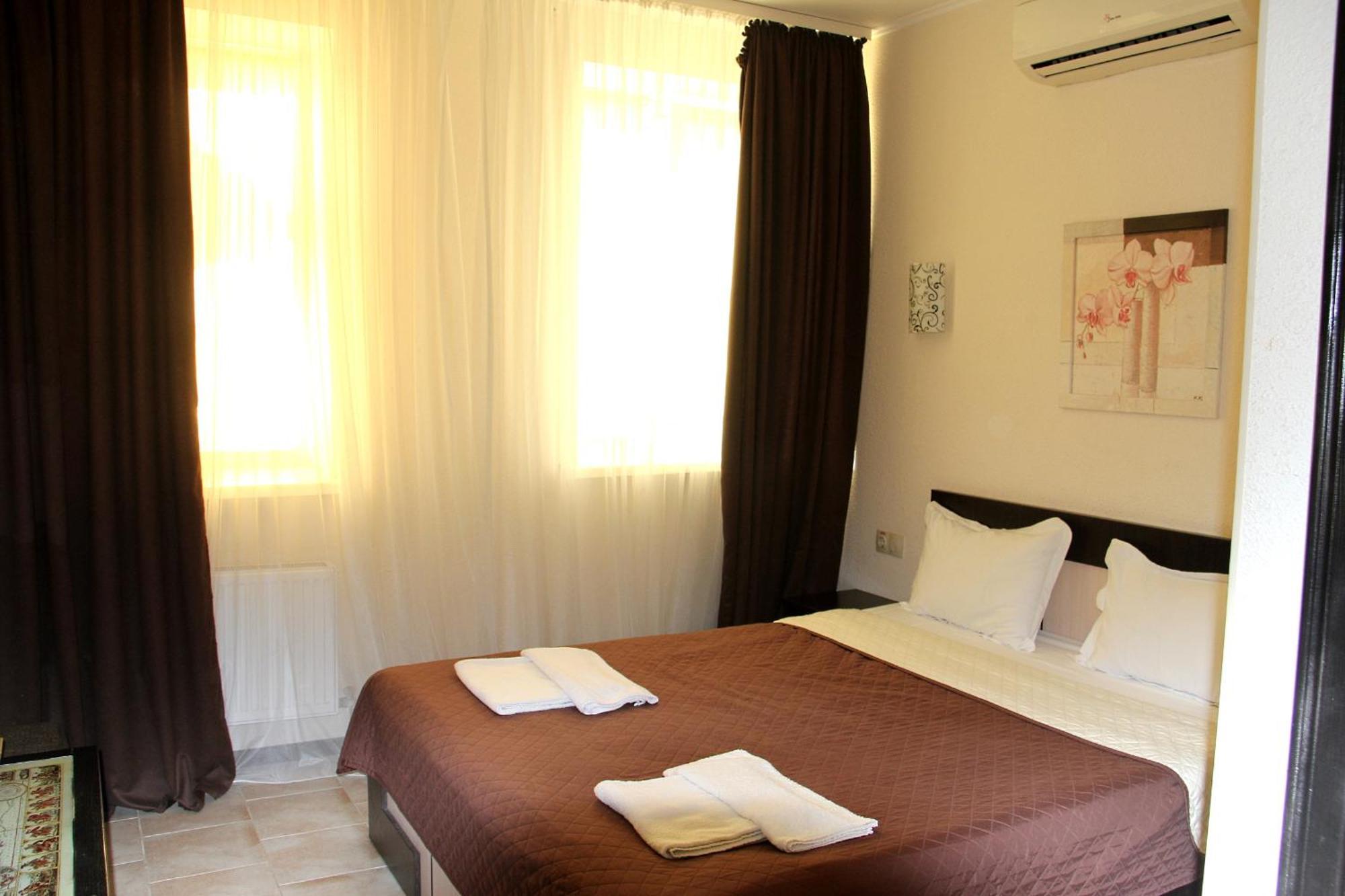 Breeze Hotel Odessa Ngoại thất bức ảnh